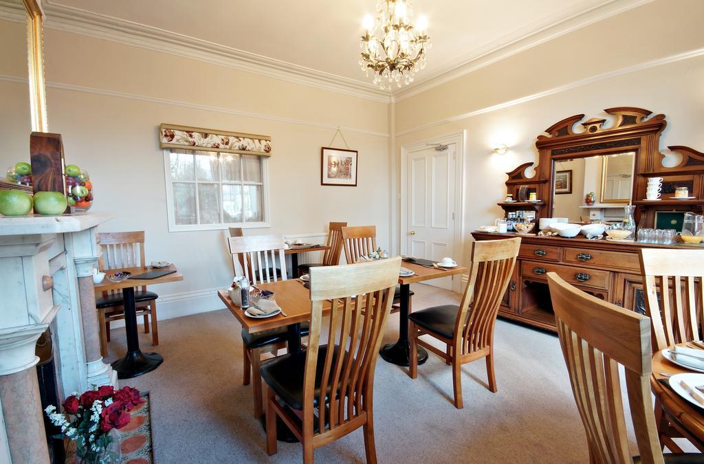 Bronte Guest House ヨーク エクステリア 写真