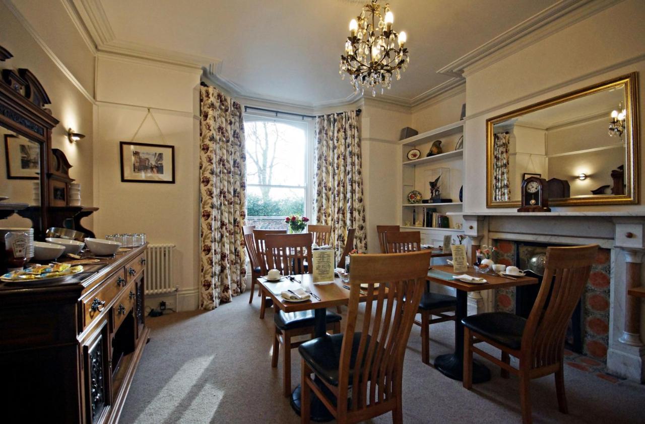 Bronte Guest House ヨーク エクステリア 写真
